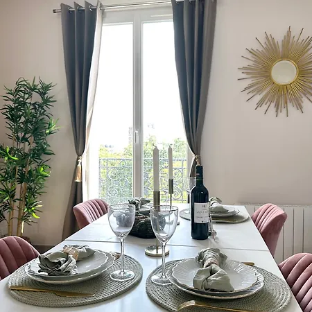 Fabulous Near Bercy Apartament