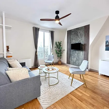 Cozy Near The Sorbonne Apartment *
