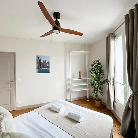 Cozy Near The Sorbonne Apartment