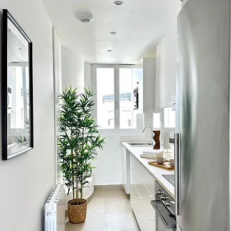 Fabulous Near Bercy * Parigi
